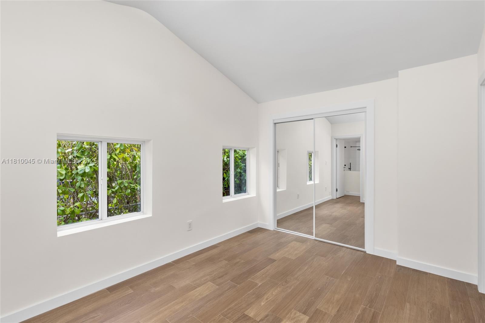 266 Nw 42nd St Property Photo 14