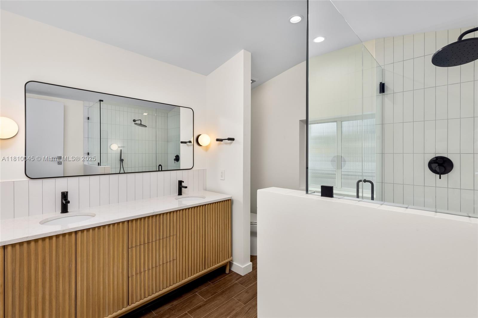 266 Nw 42nd St Property Photo 15