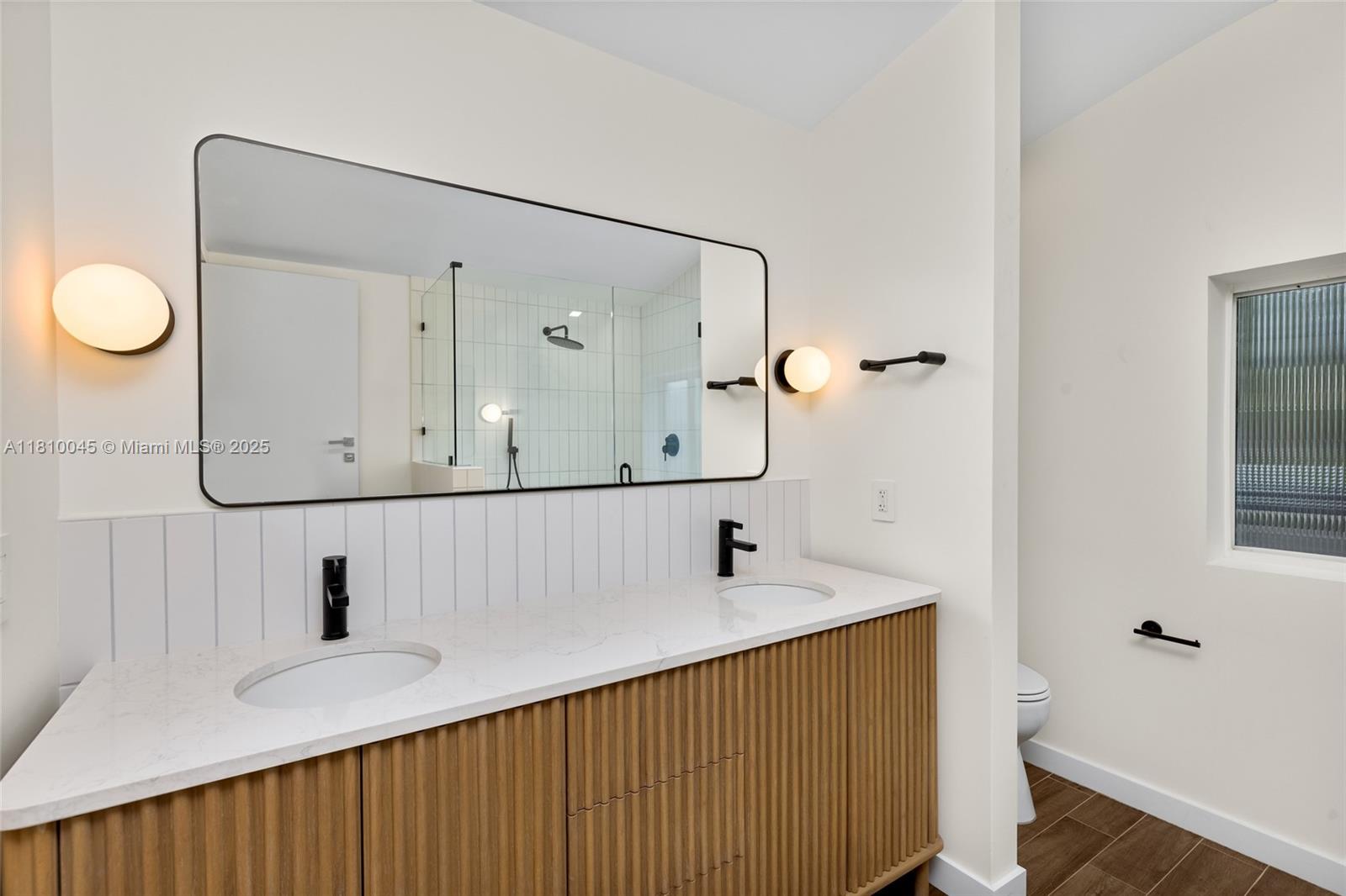 266 Nw 42nd St Property Photo 16