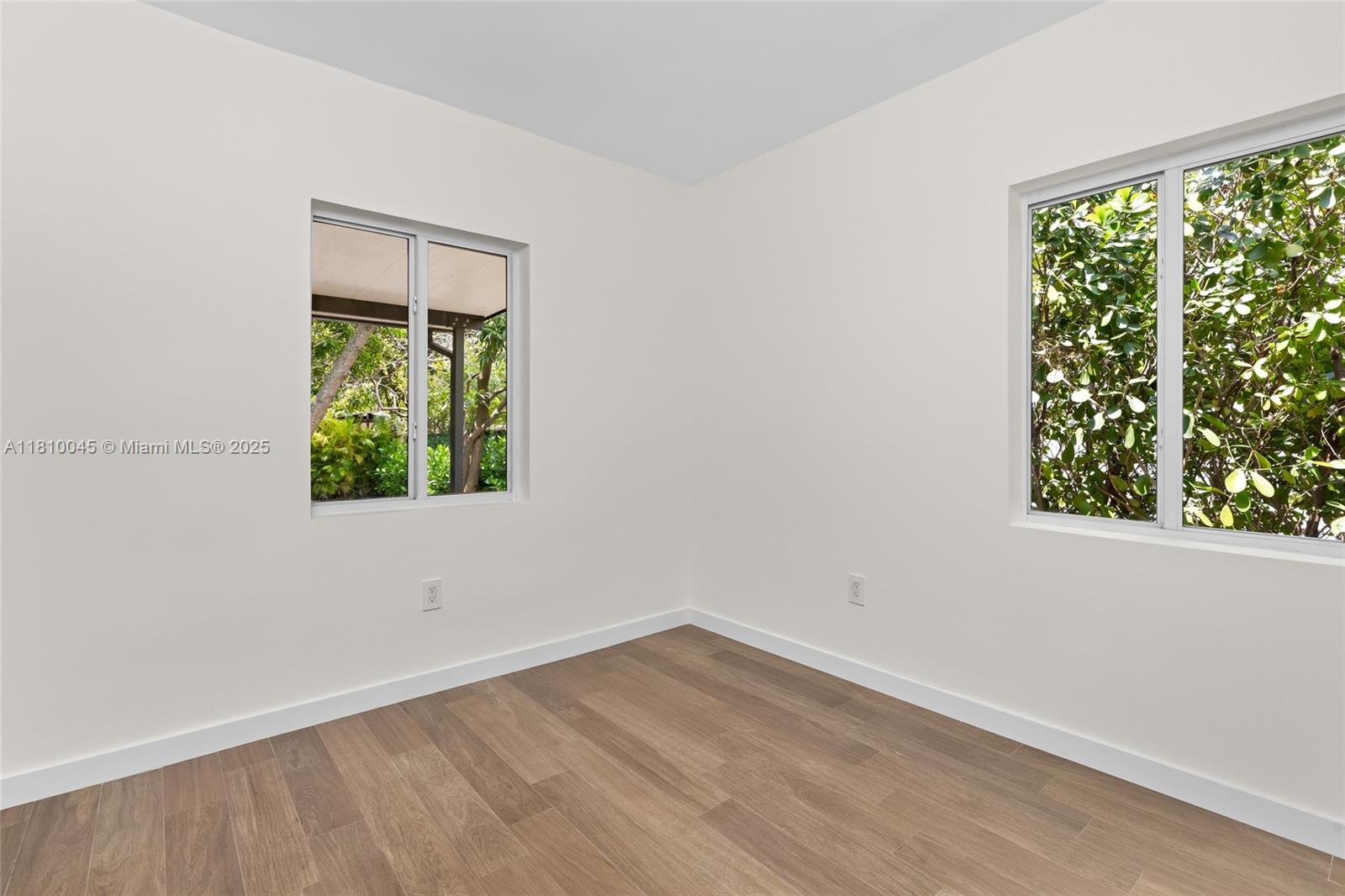 266 Nw 42nd St Property Photo 21