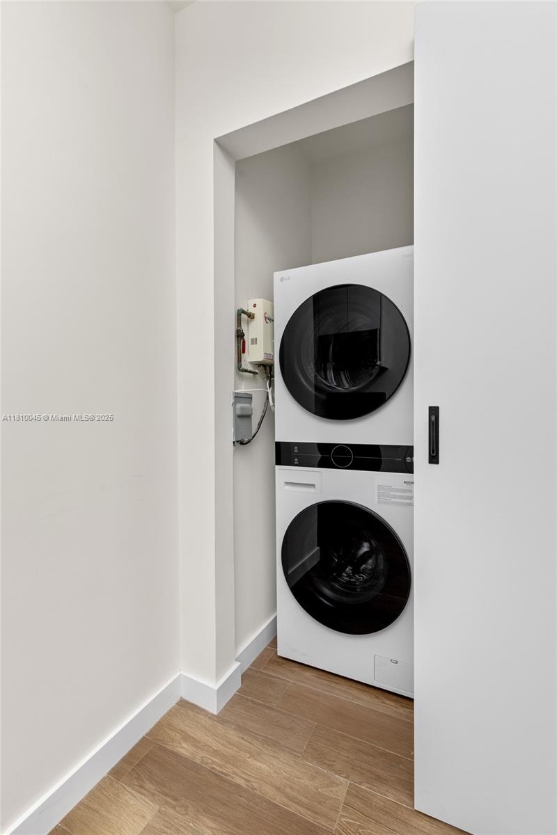 266 Nw 42nd St Property Photo 26