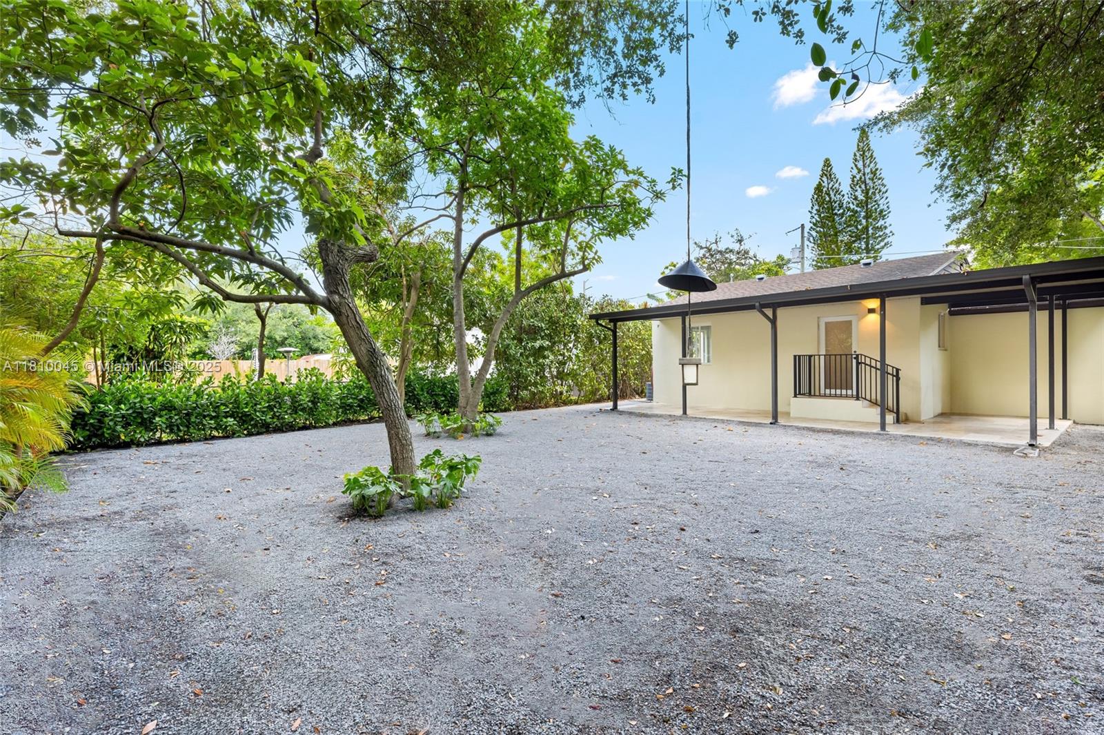 266 Nw 42nd St Property Photo 31