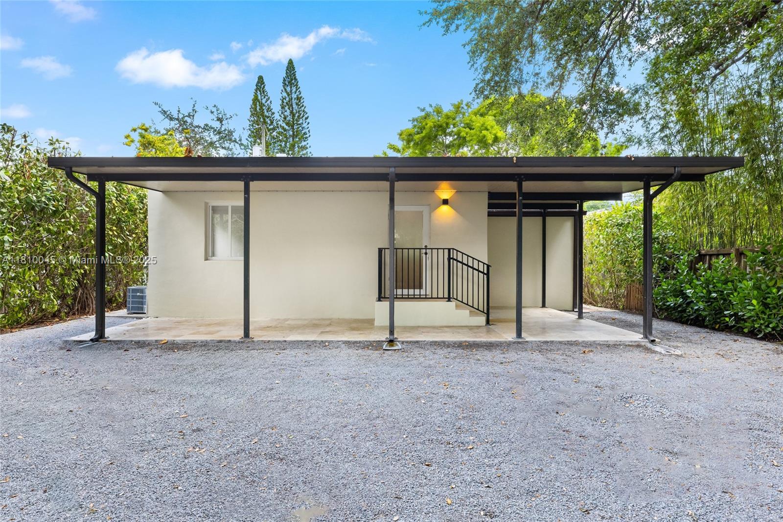 266 Nw 42nd St Property Photo 33