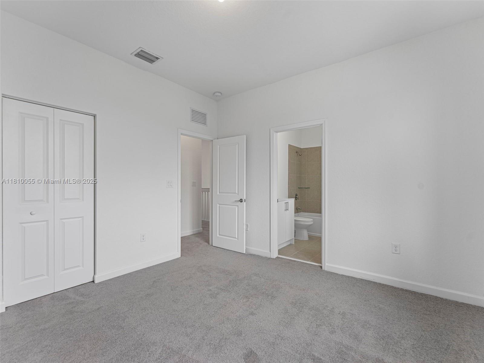 1421 Se 7th Ter Property Photo 21