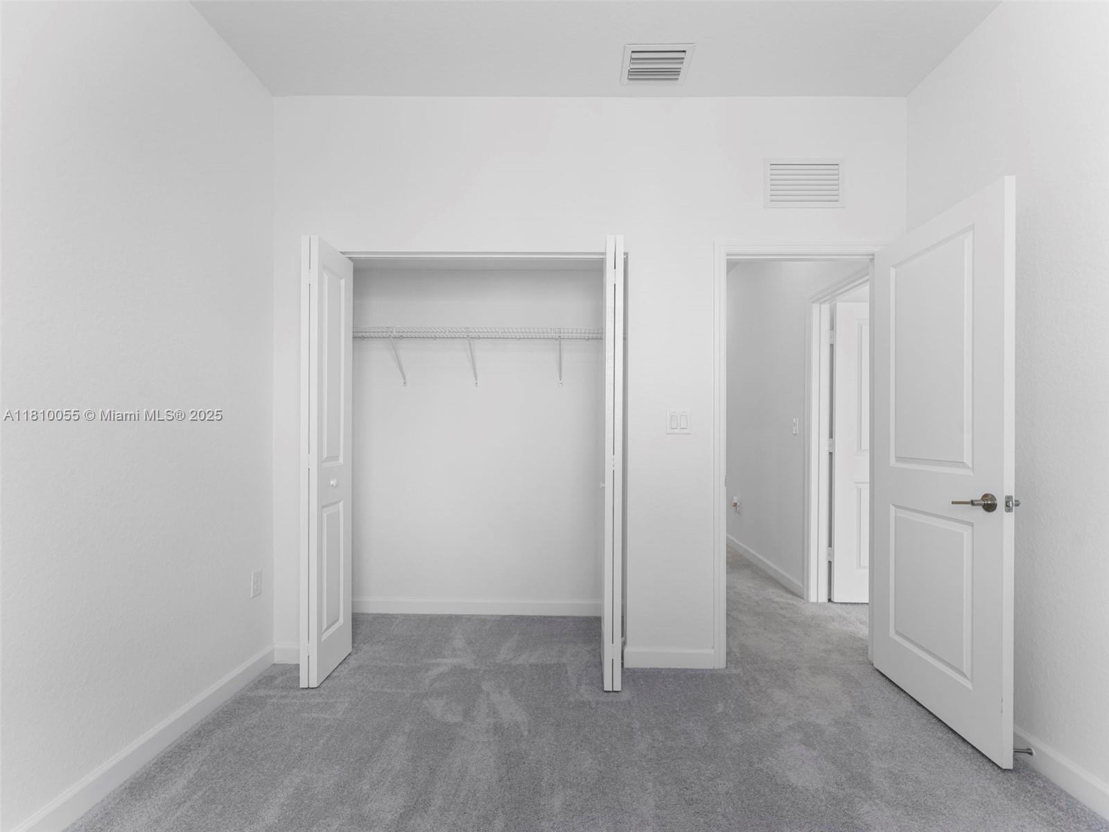 1421 Se 7th Ter Property Photo 29