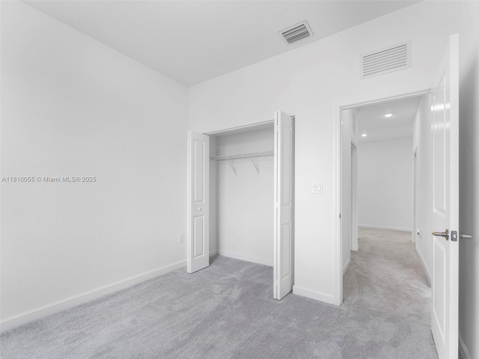 1421 Se 7th Ter Property Photo 30