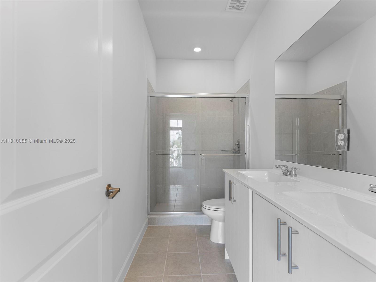 1421 Se 7th Ter Property Photo 35