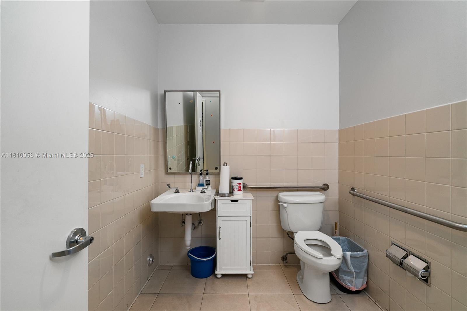 6705 Red Rd 522 Property Photo 12