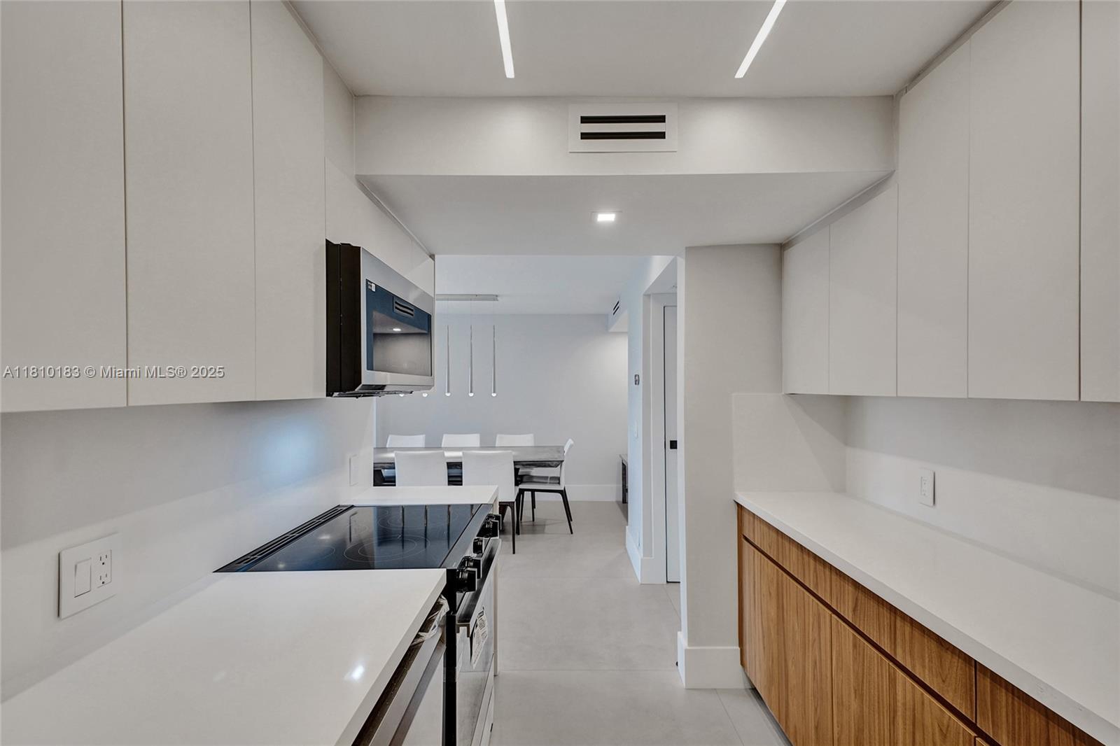 3401 N Country Club Dr 619 Property Photo 13