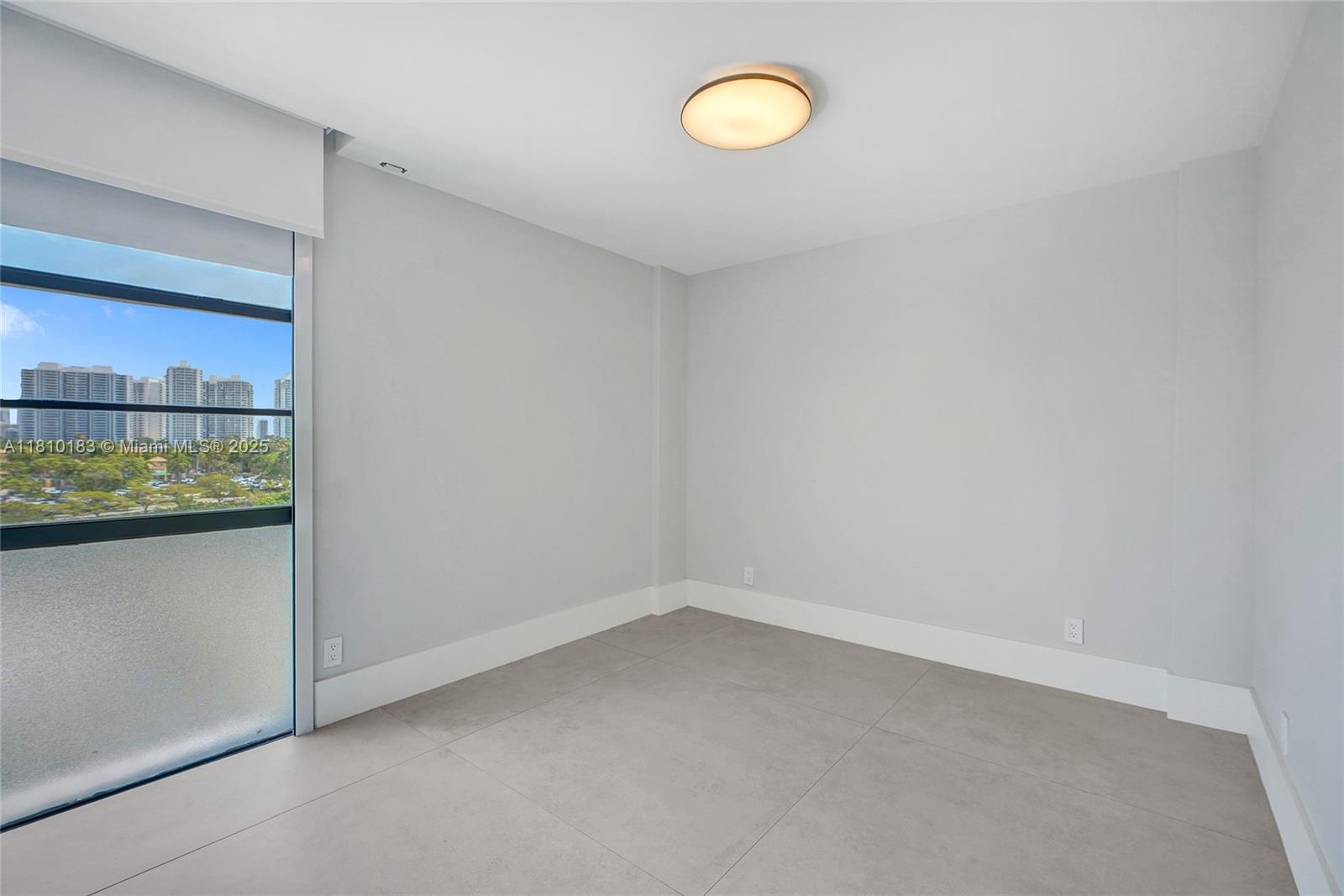 3401 N Country Club Dr 619 Property Photo 15