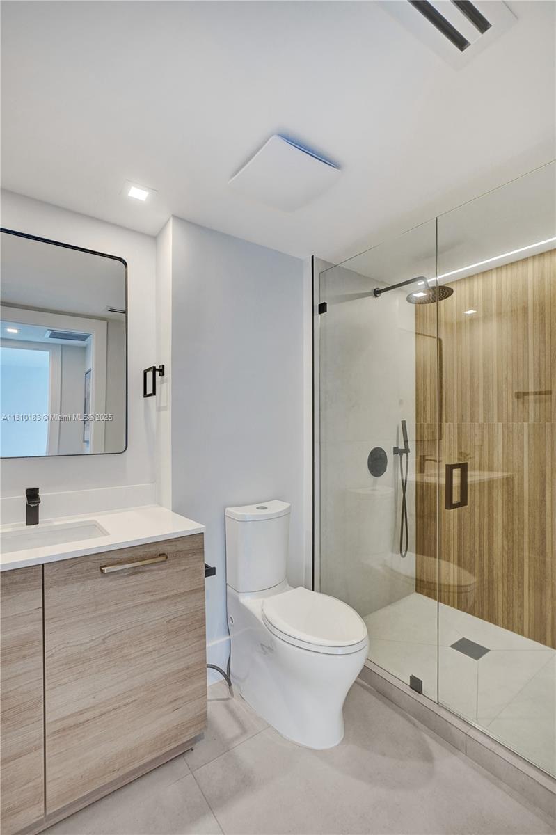 3401 N Country Club Dr 619 Property Photo 17