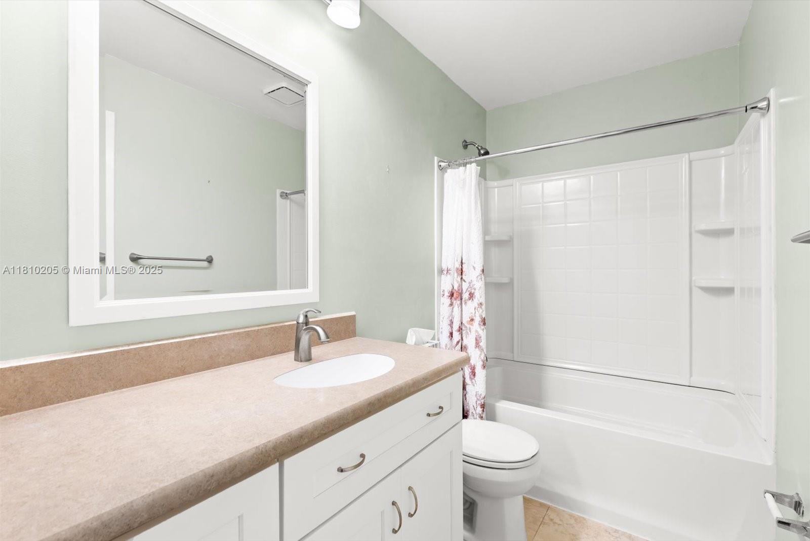 20 Lake Vista Trl 107 Property Photo 16