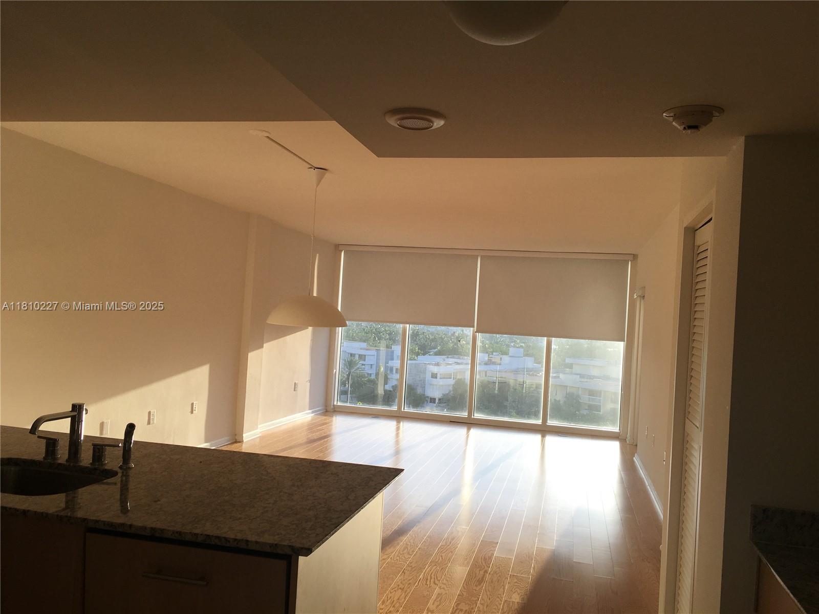 10275 Collins Ave 628 Property Photo 5