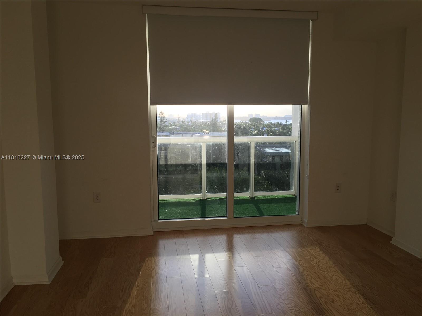 10275 Collins Ave 628 Property Photo 11