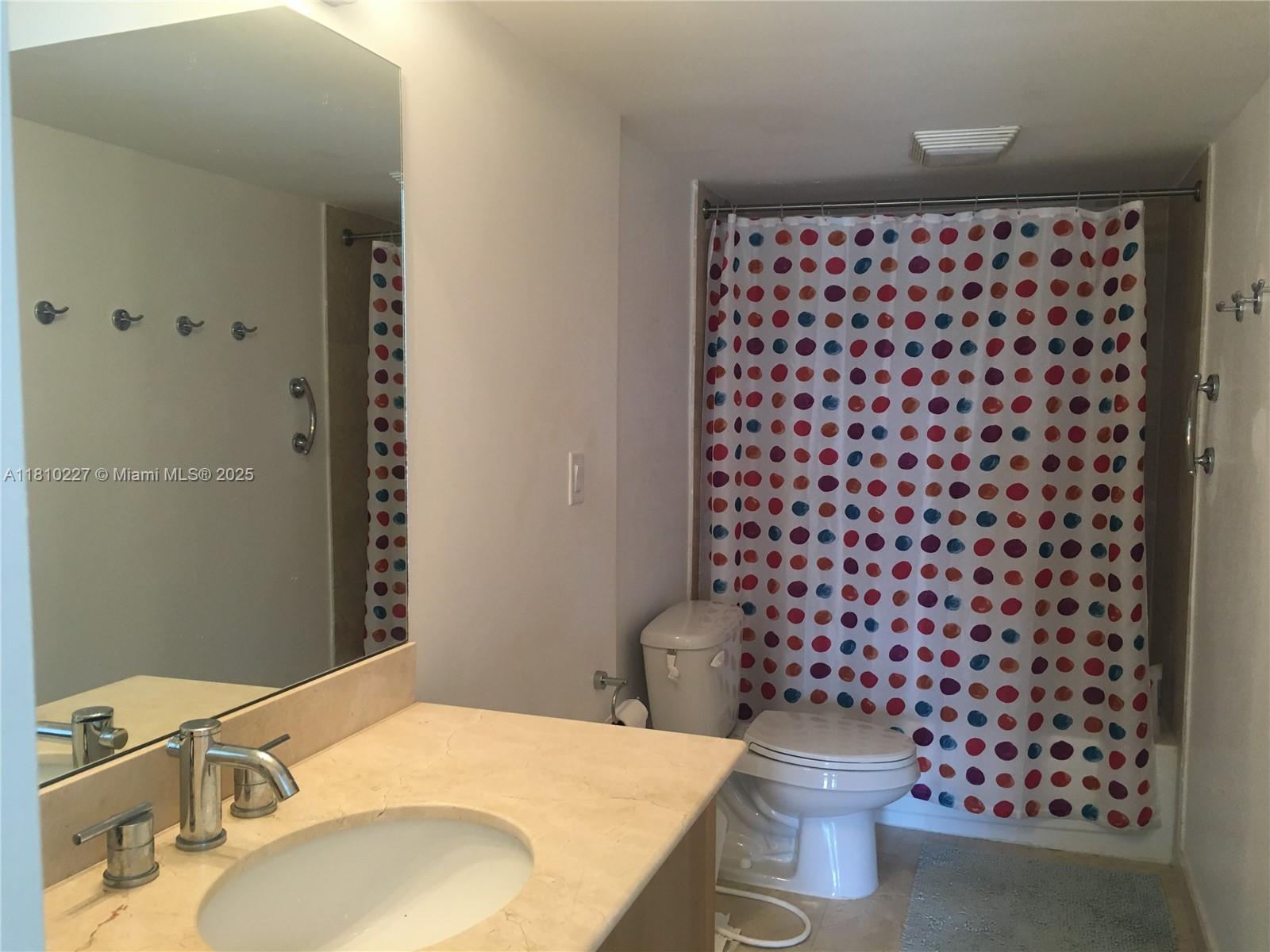 10275 Collins Ave 628 Property Photo 13