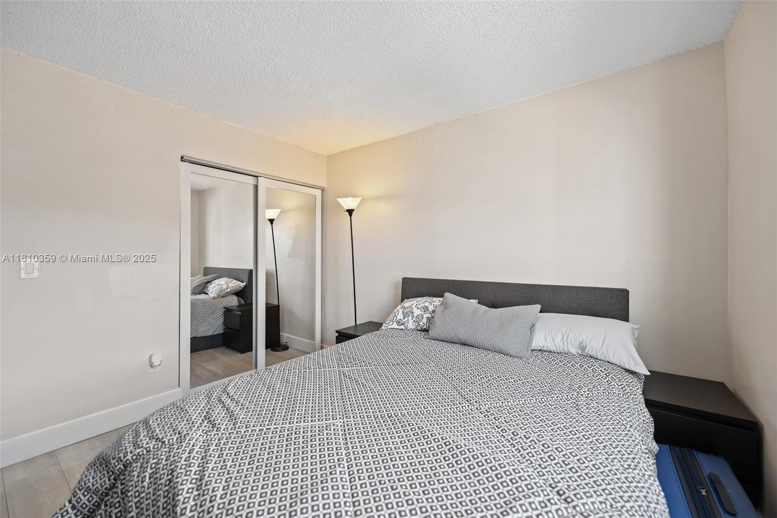 2649 Se 19th Ct 106-d Property Photo 18