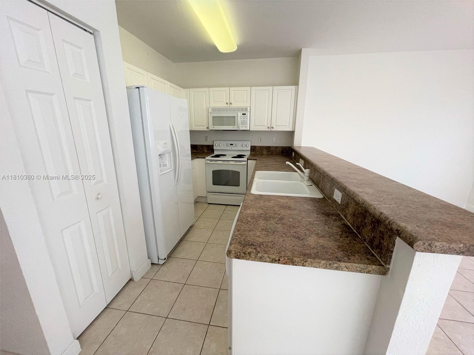957 Ne 42nd Ave 957 Property Photo 5
