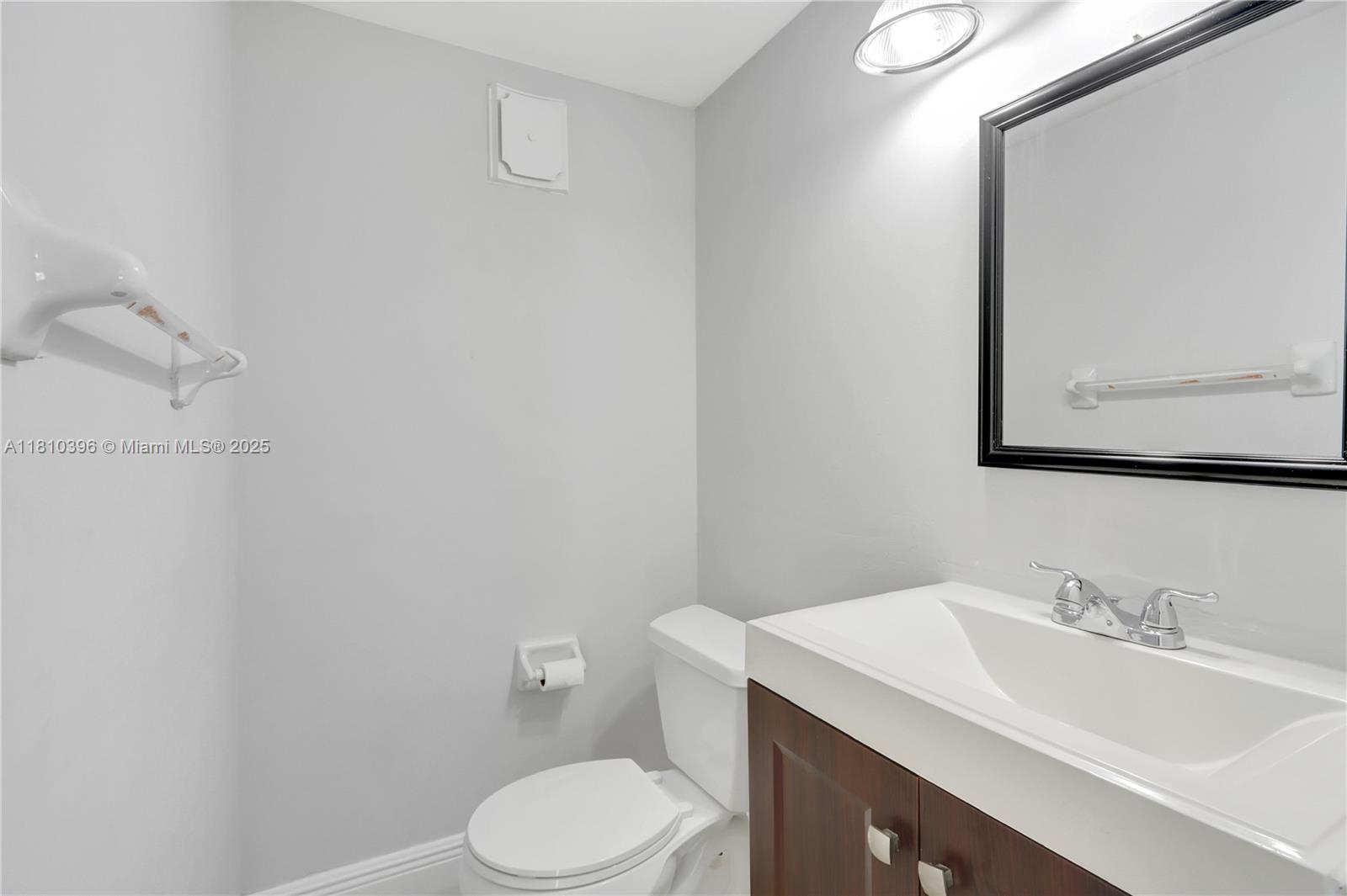 600 Ne 25th St Phd Property Photo 10
