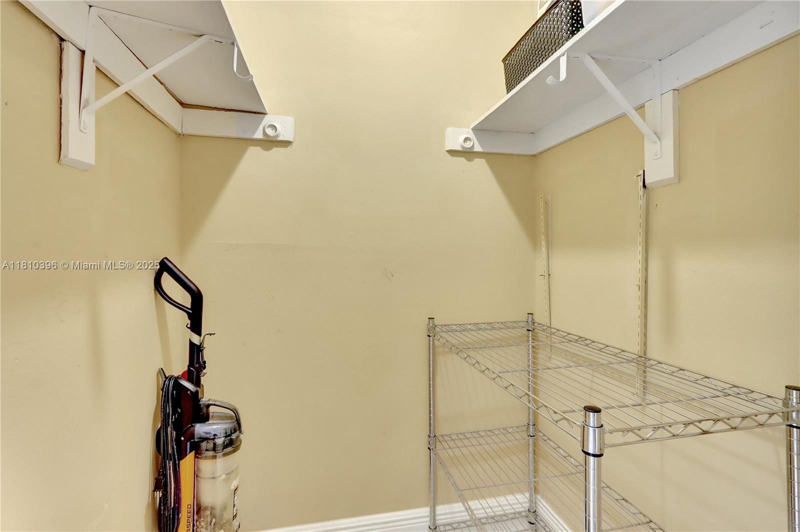 600 Ne 25th St Phd Property Photo 16