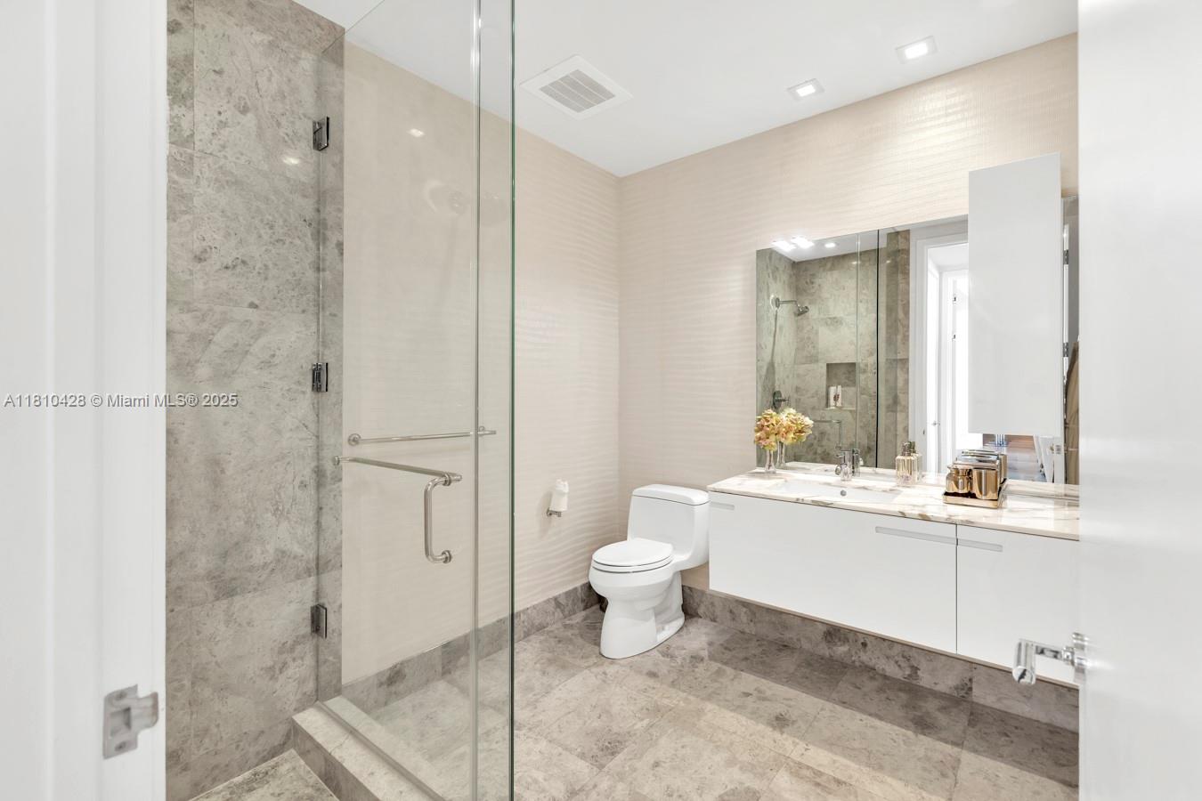 9701 Collins Ave 2403s Property Photo 18