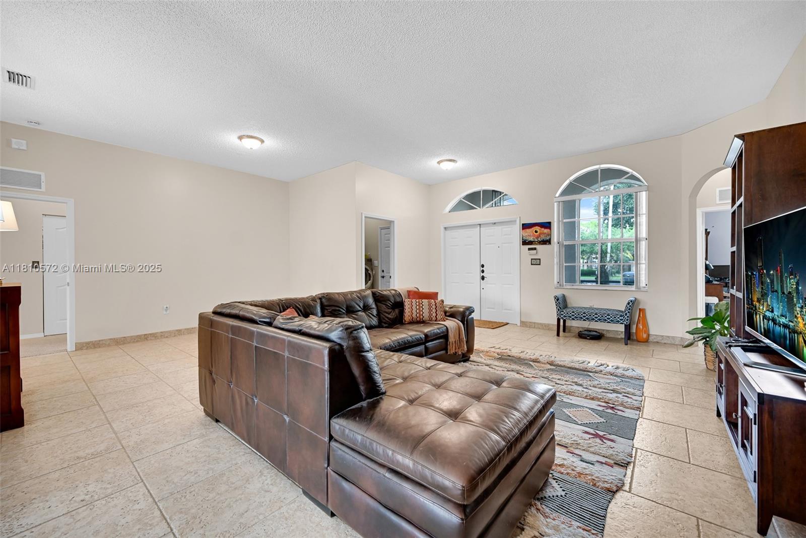 2775 Dunwoodie Pl Property Photo 6