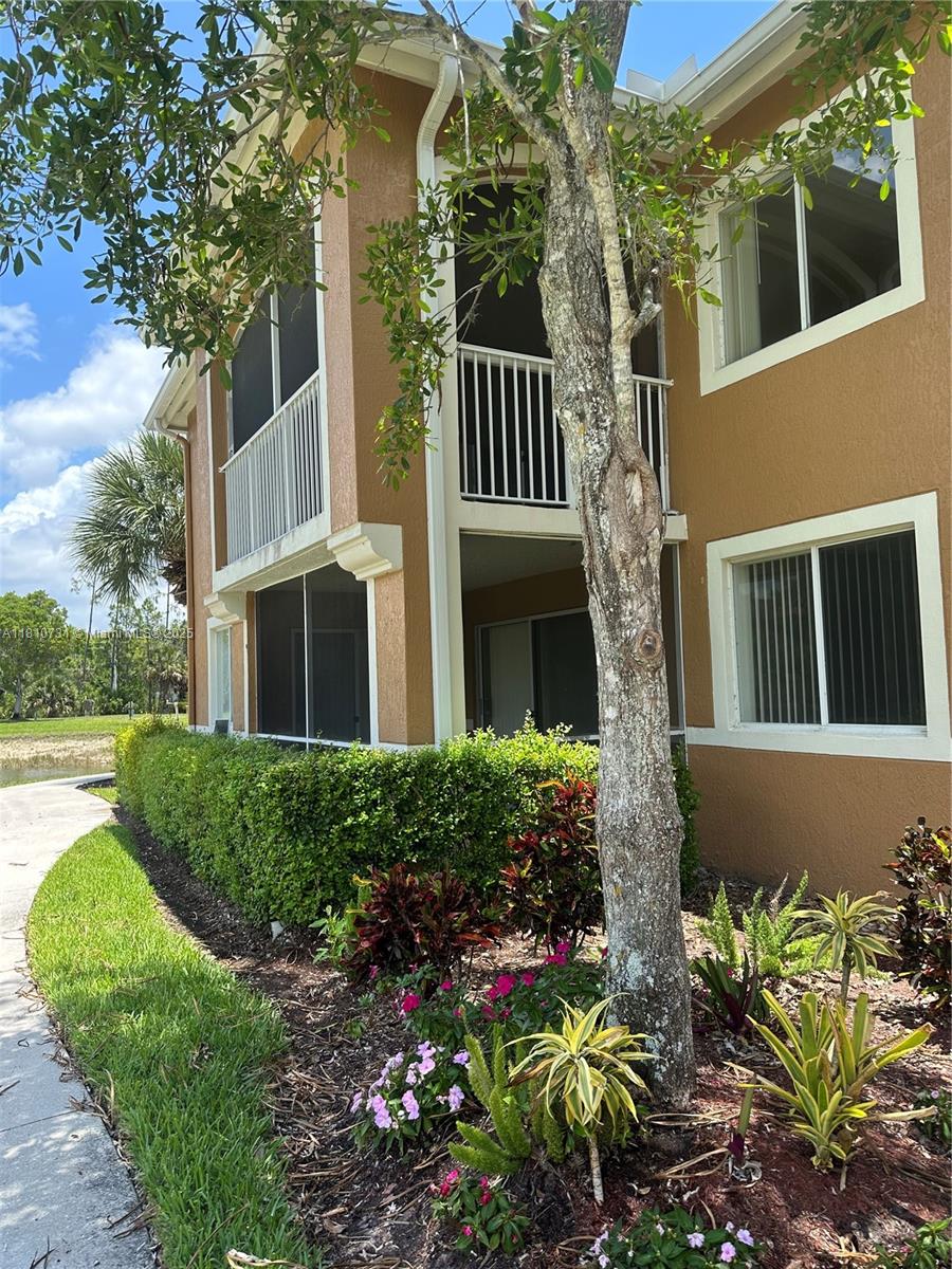 1875 Florida Club Dr 7112 Property Photo 1