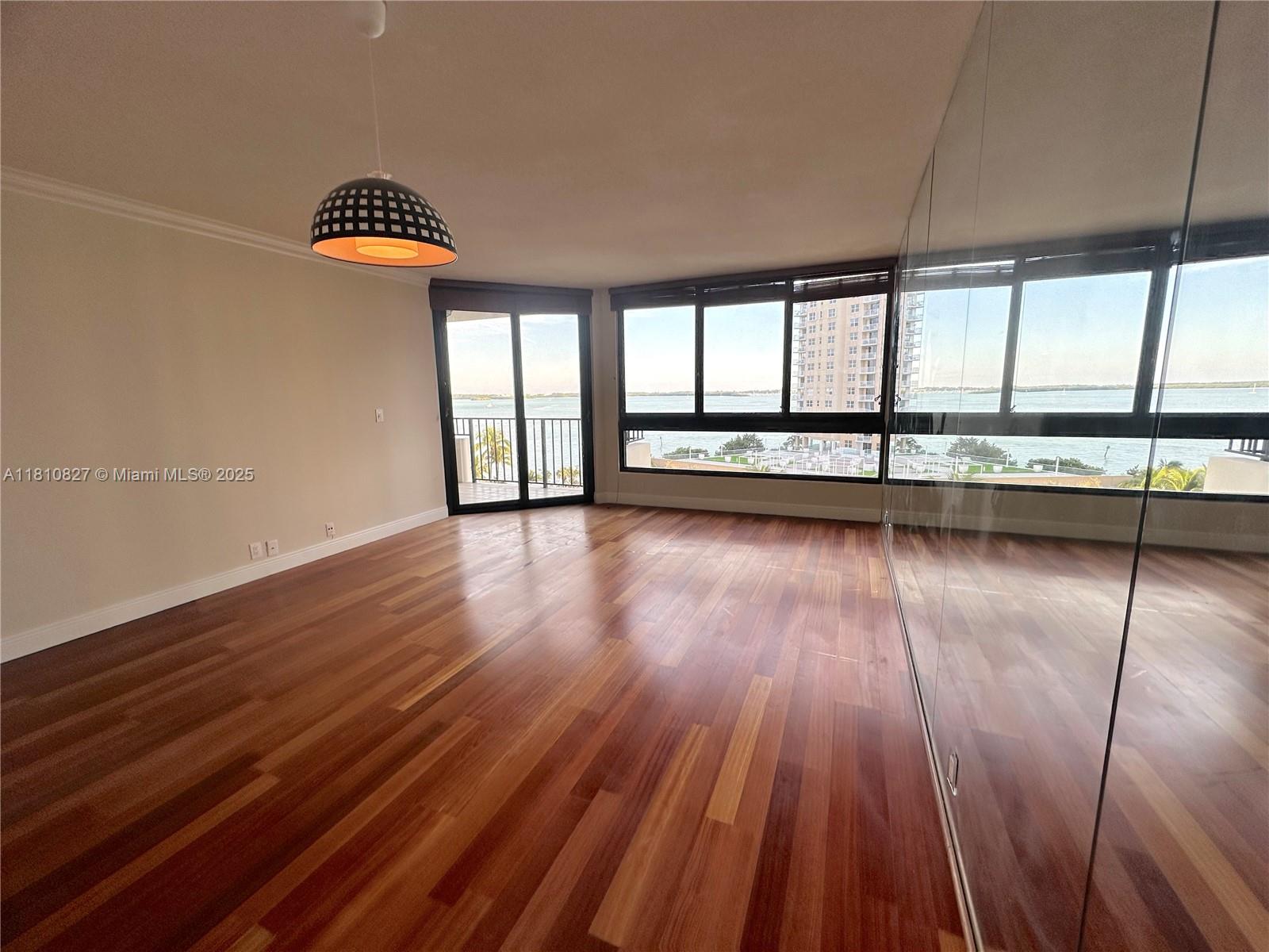 520 Brickell Key Dr A811 Property Photo 1