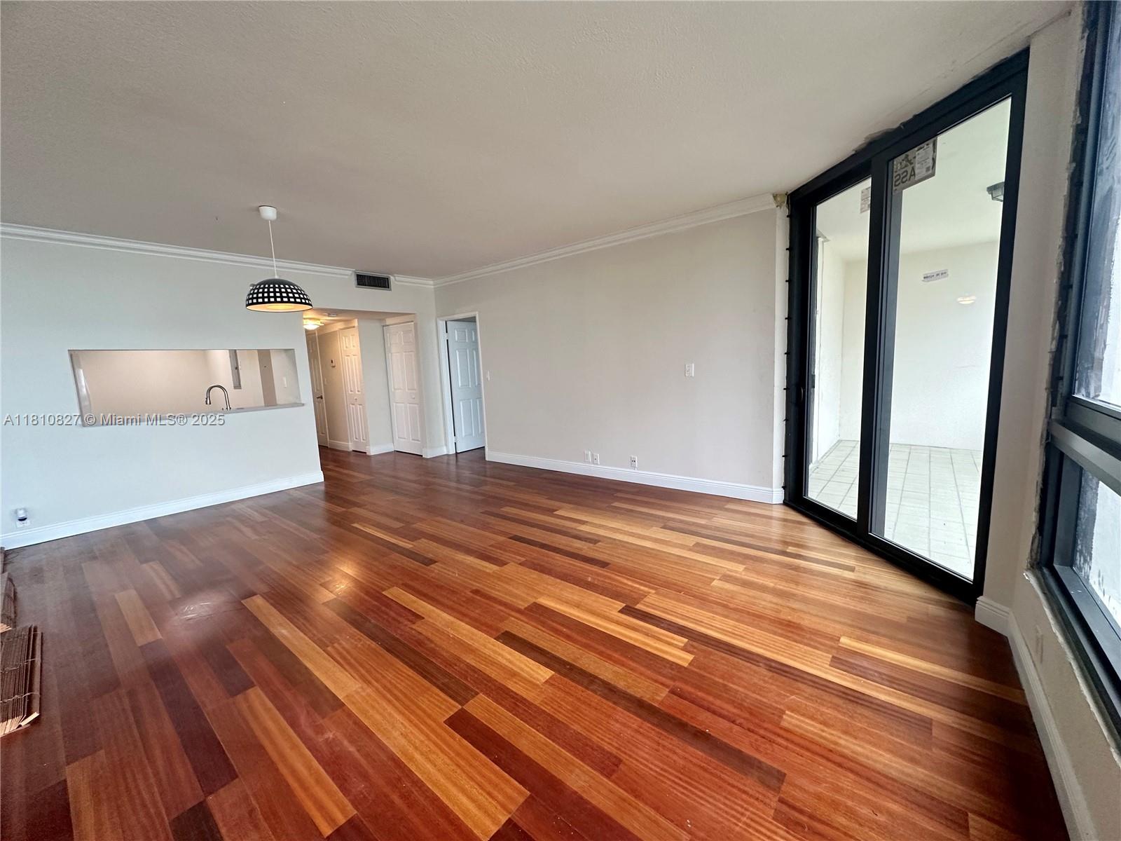 520 Brickell Key Dr A811 Property Photo 6