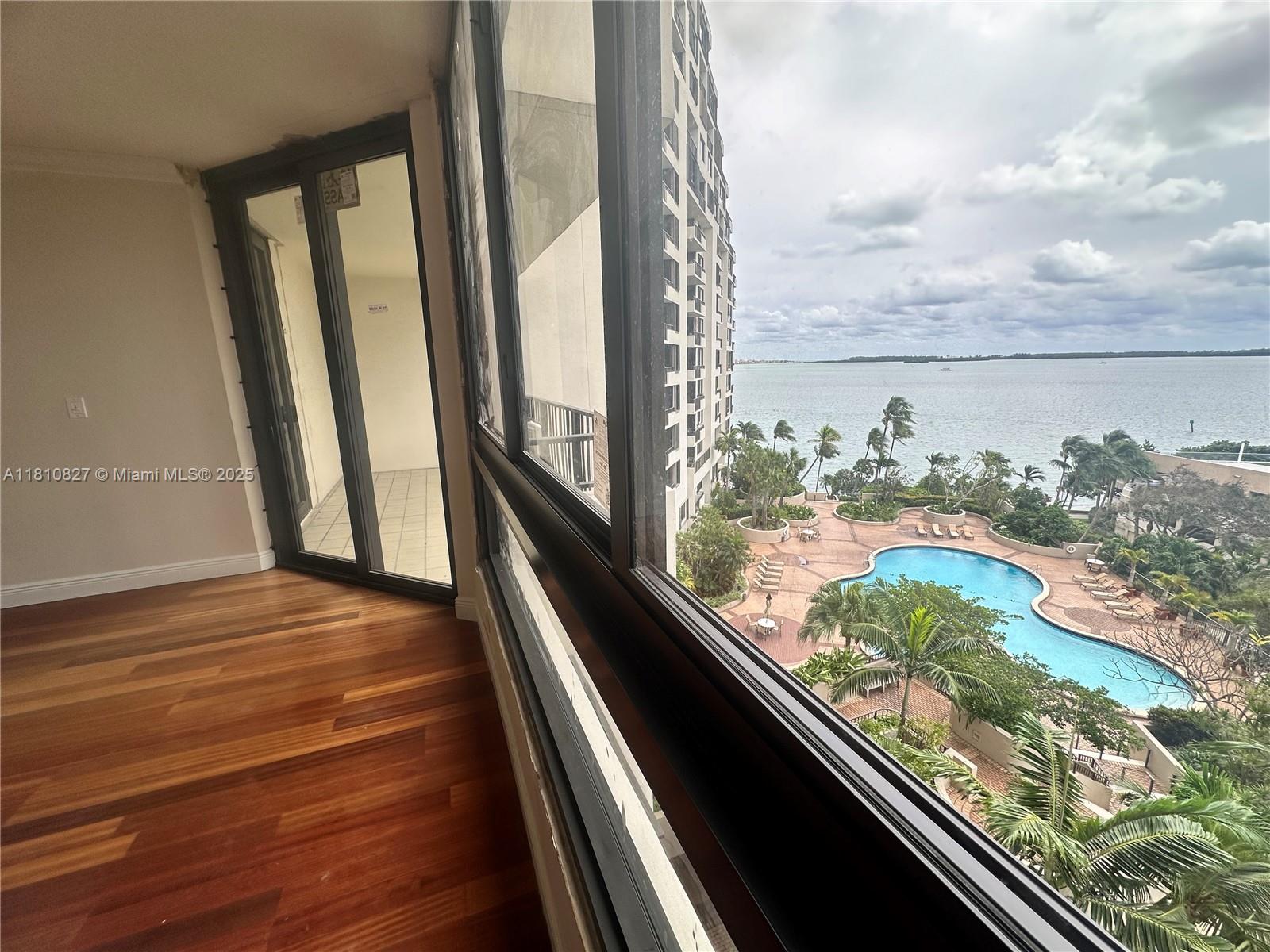 520 Brickell Key Dr A811 Property Photo 8