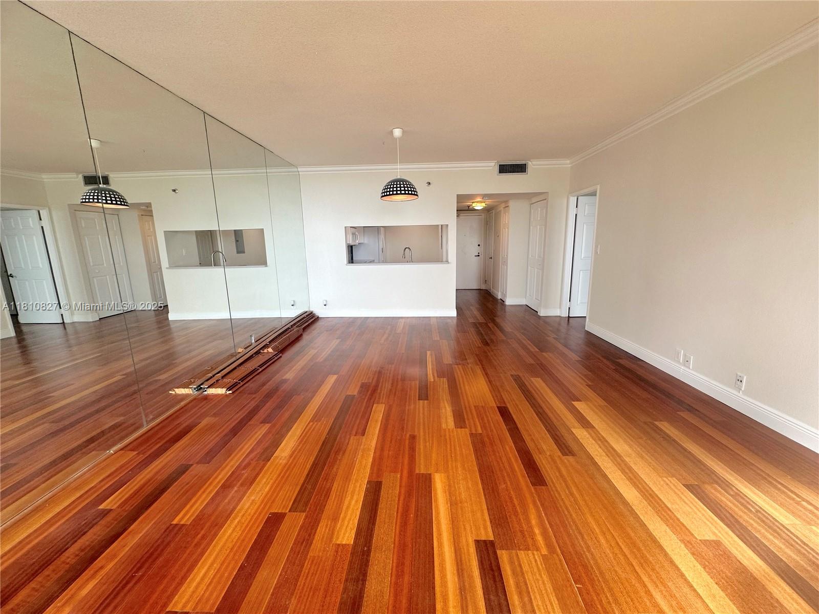 520 Brickell Key Dr A811 Property Photo 10