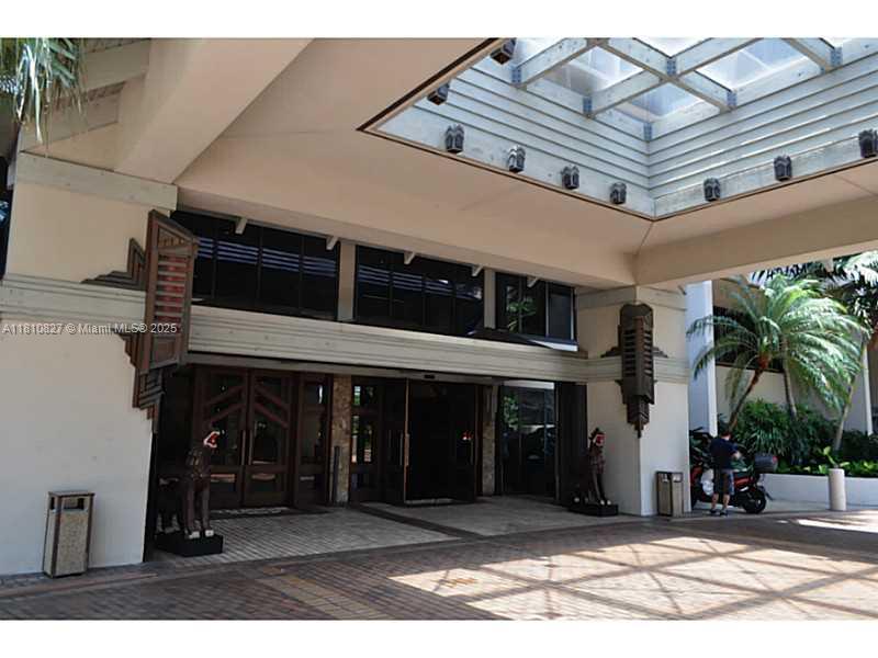 520 Brickell Key Dr A811 Property Photo 41