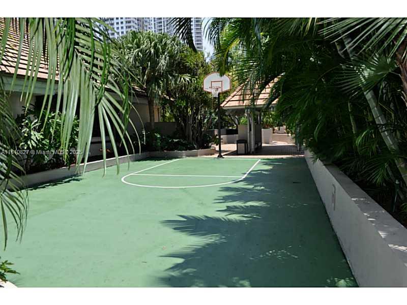 520 Brickell Key Dr A811 Property Photo 48
