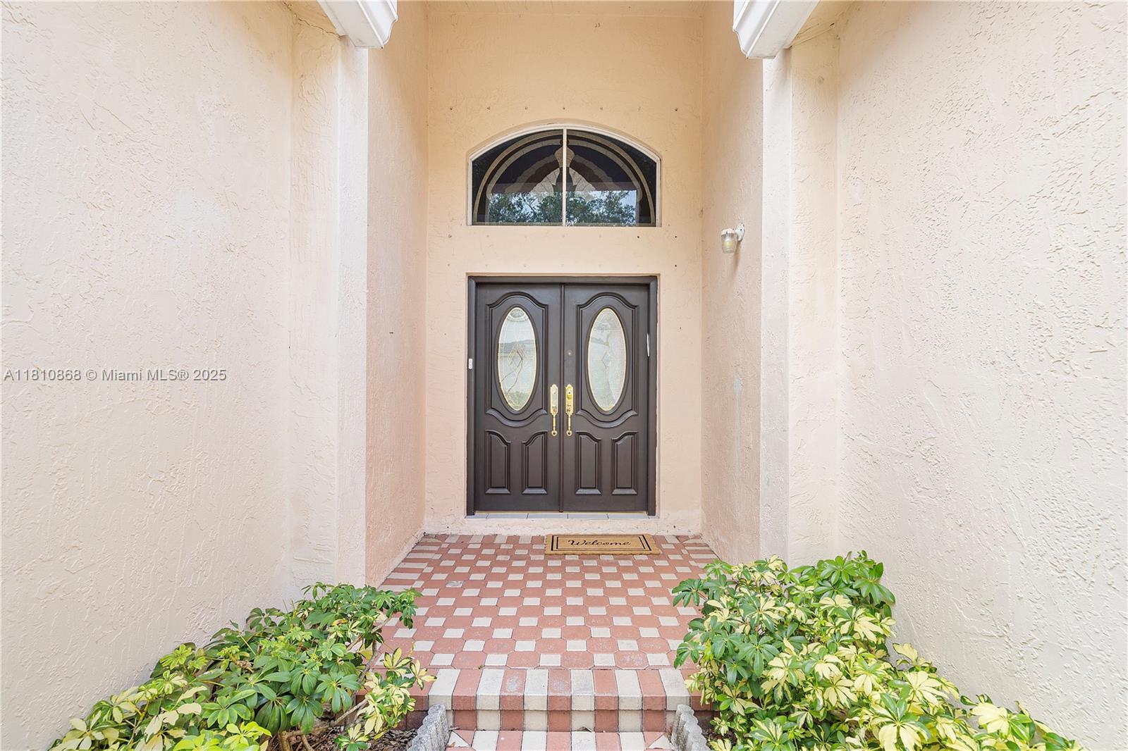 1357 Camellia Ln Property Photo 2