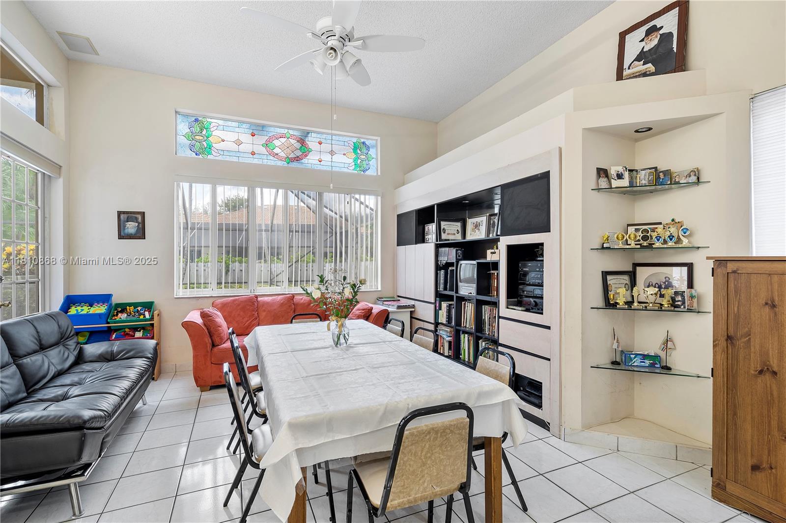 1357 Camellia Ln Property Photo 14