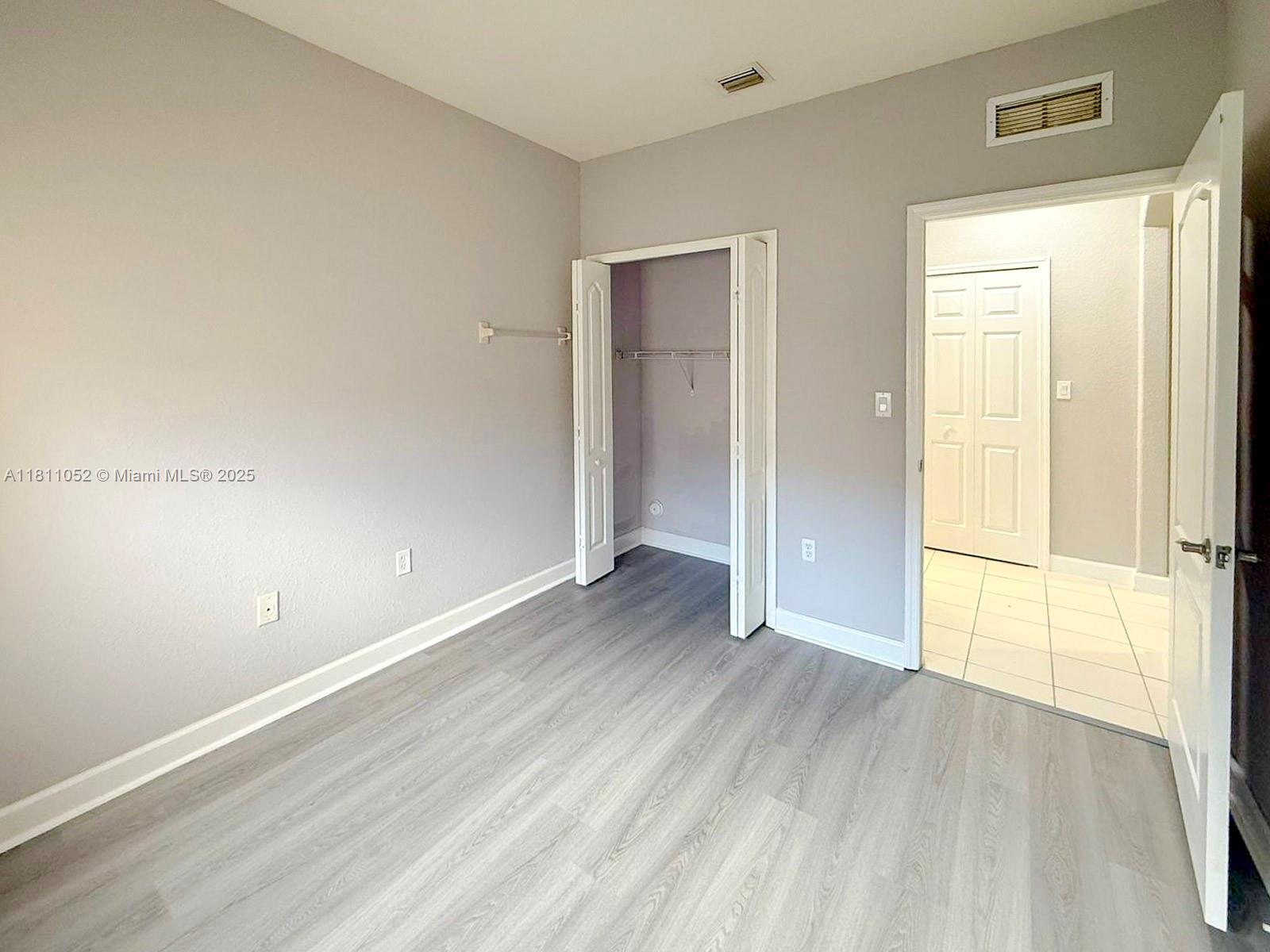 1677 Se Ct-27 Property Photo 17