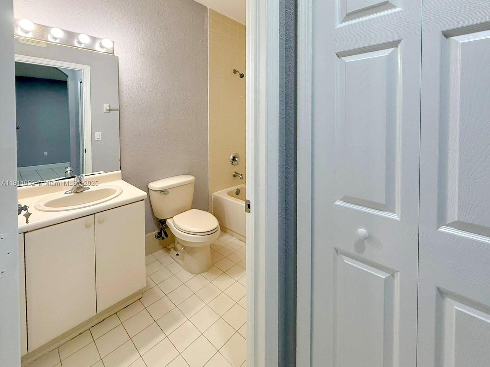 1677 Se Ct-27 Property Photo 29