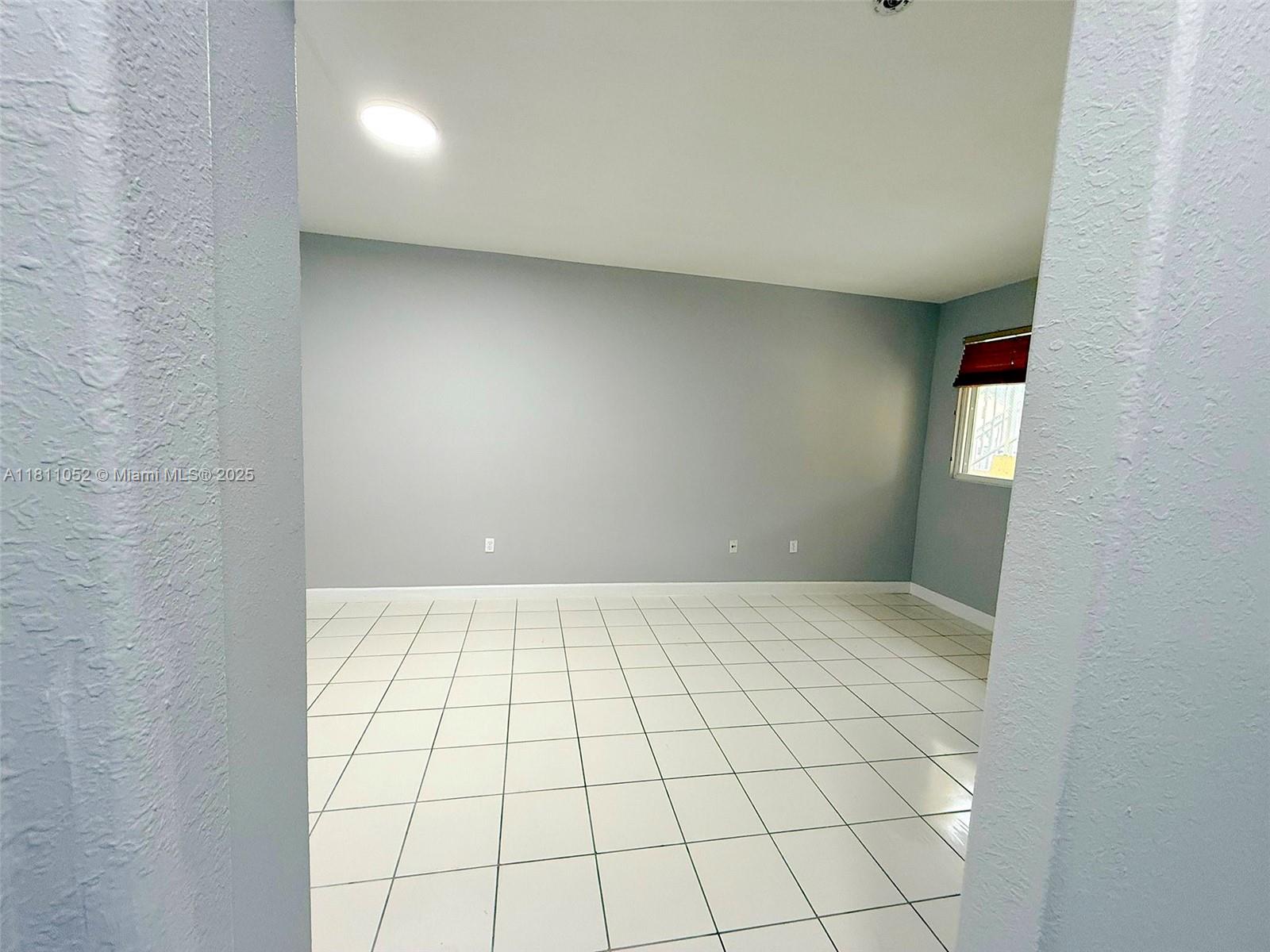 1677 Se Ct-27 Property Photo 36