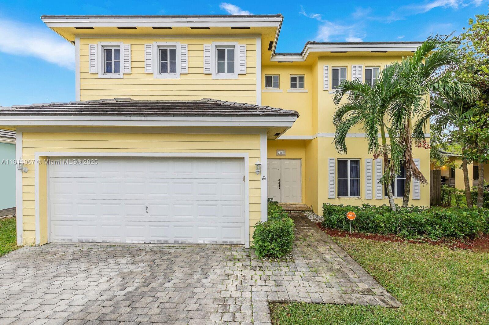 A11811067 Property Photo 1