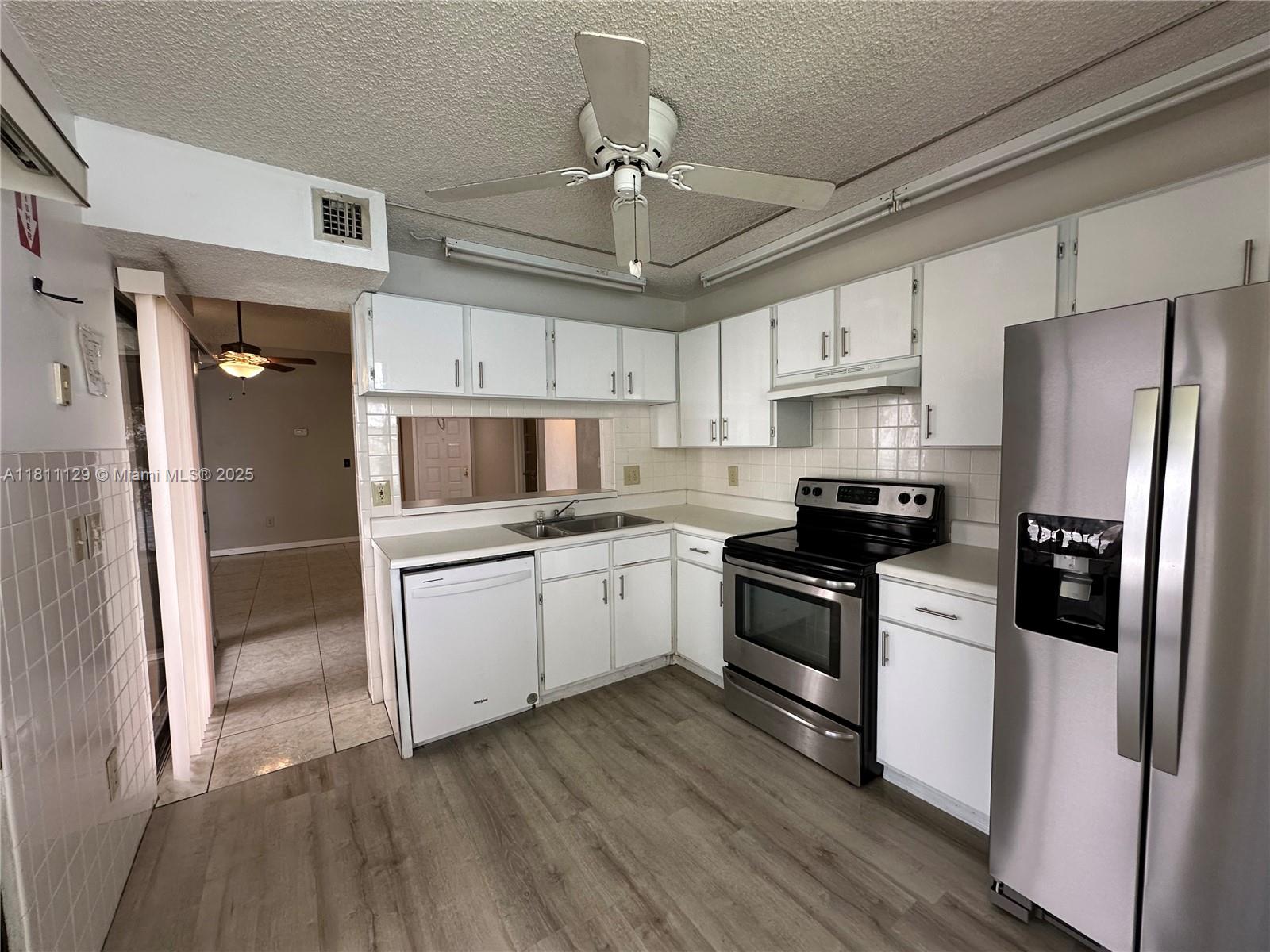 1024 S Independence Dr 1024a Property Photo 6