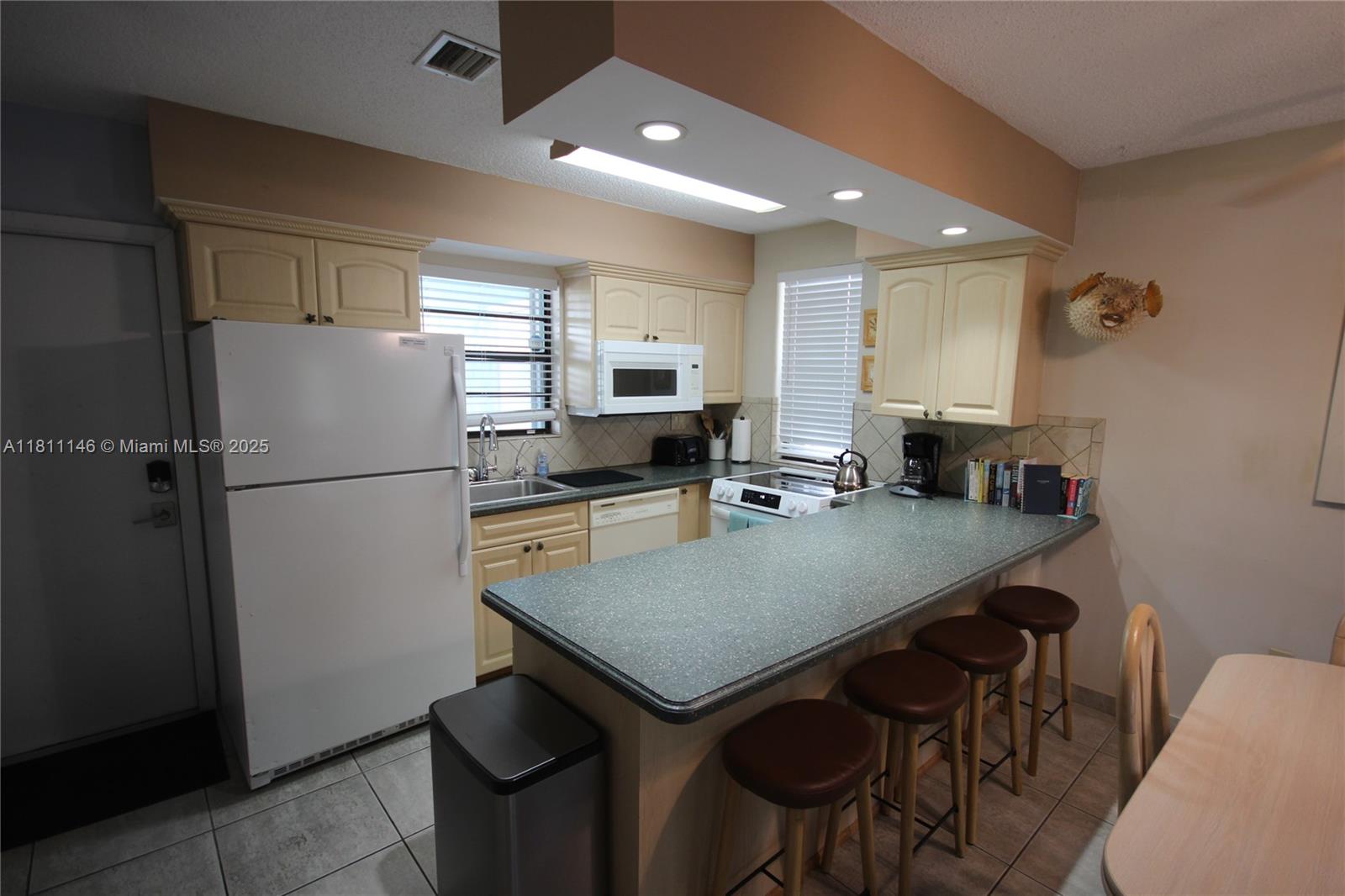 1500 Ocean Bay Dr B8 Property Photo 13