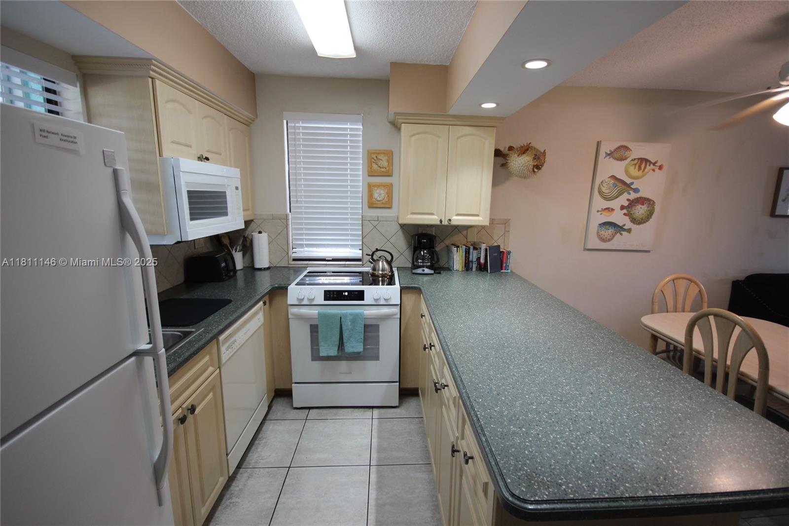 1500 Ocean Bay Dr B8 Property Photo 14