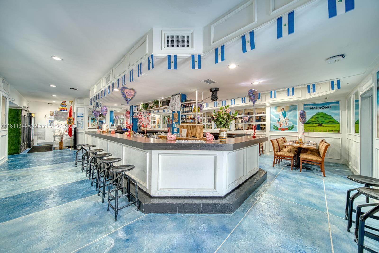 Huge Authentic Full -service Nicaraguan Restaurant In Miami Spri Property Photo 1