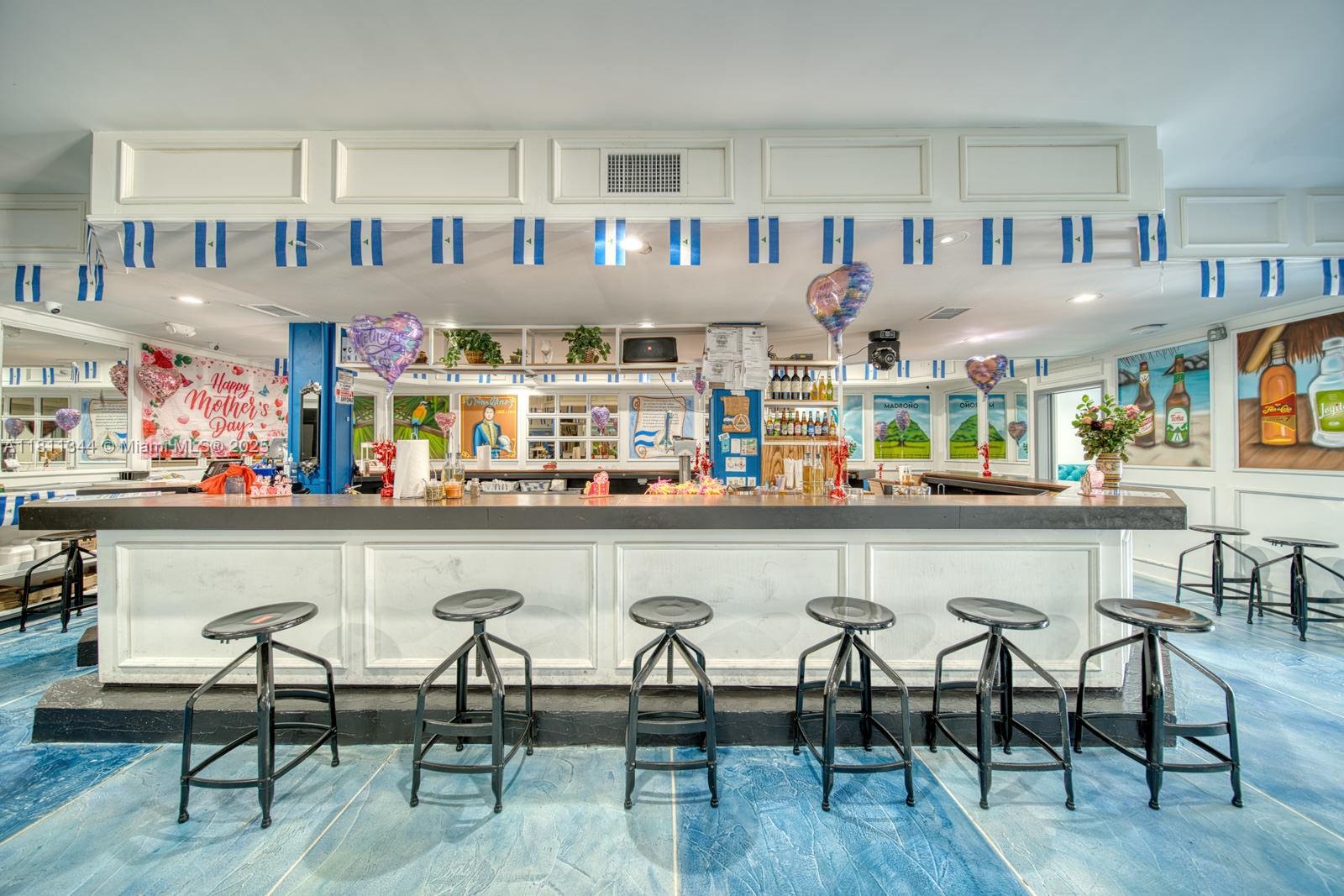 Huge Authentic Full -service Nicaraguan Restaurant In Miami Spri Property Photo 2