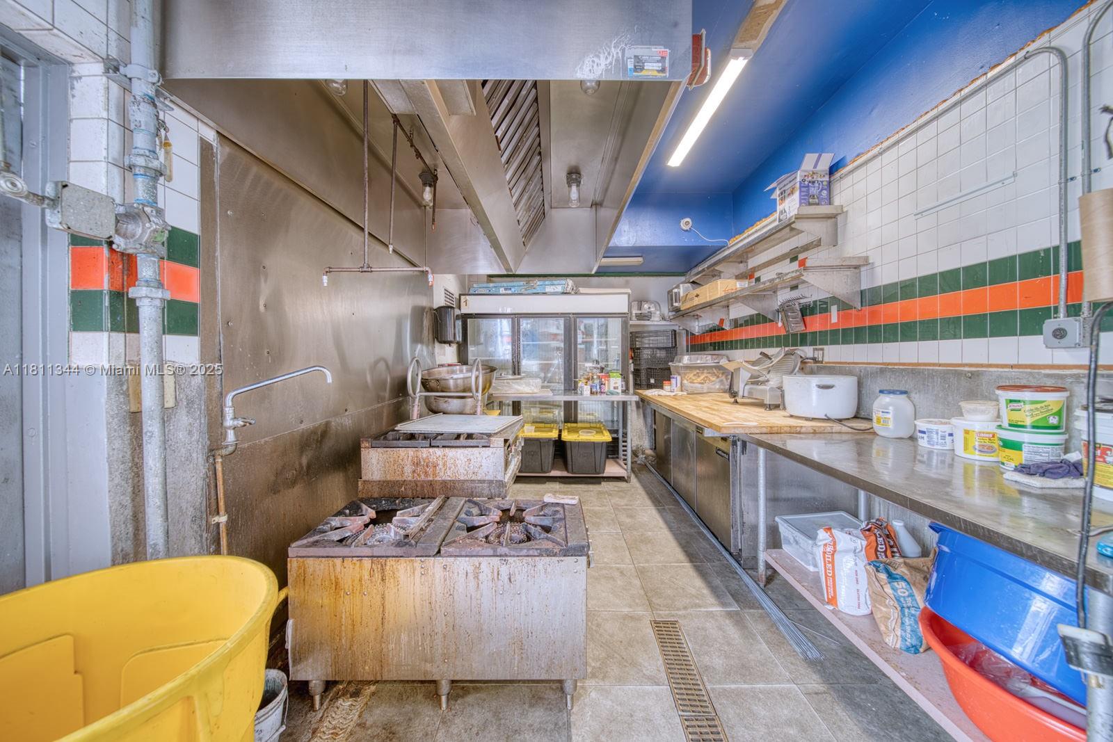 Huge Authentic Full -service Nicaraguan Restaurant In Miami Spri Property Photo 31