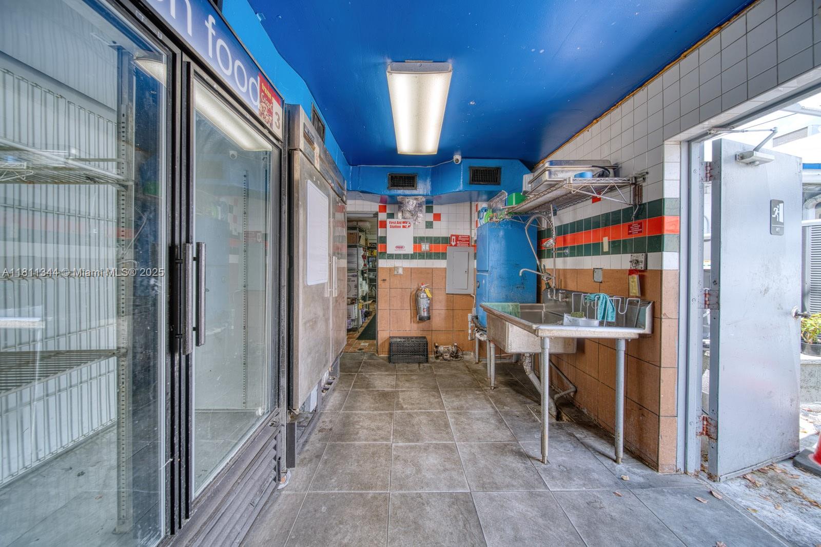 Huge Authentic Full -service Nicaraguan Restaurant In Miami Spri Property Photo 33