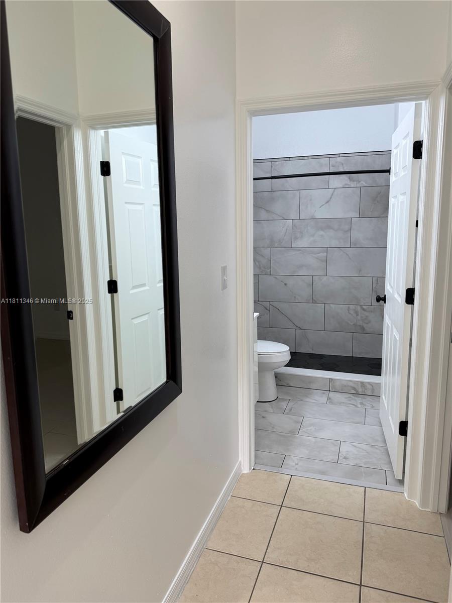 4285 Ne 10th Ct Property Photo 22