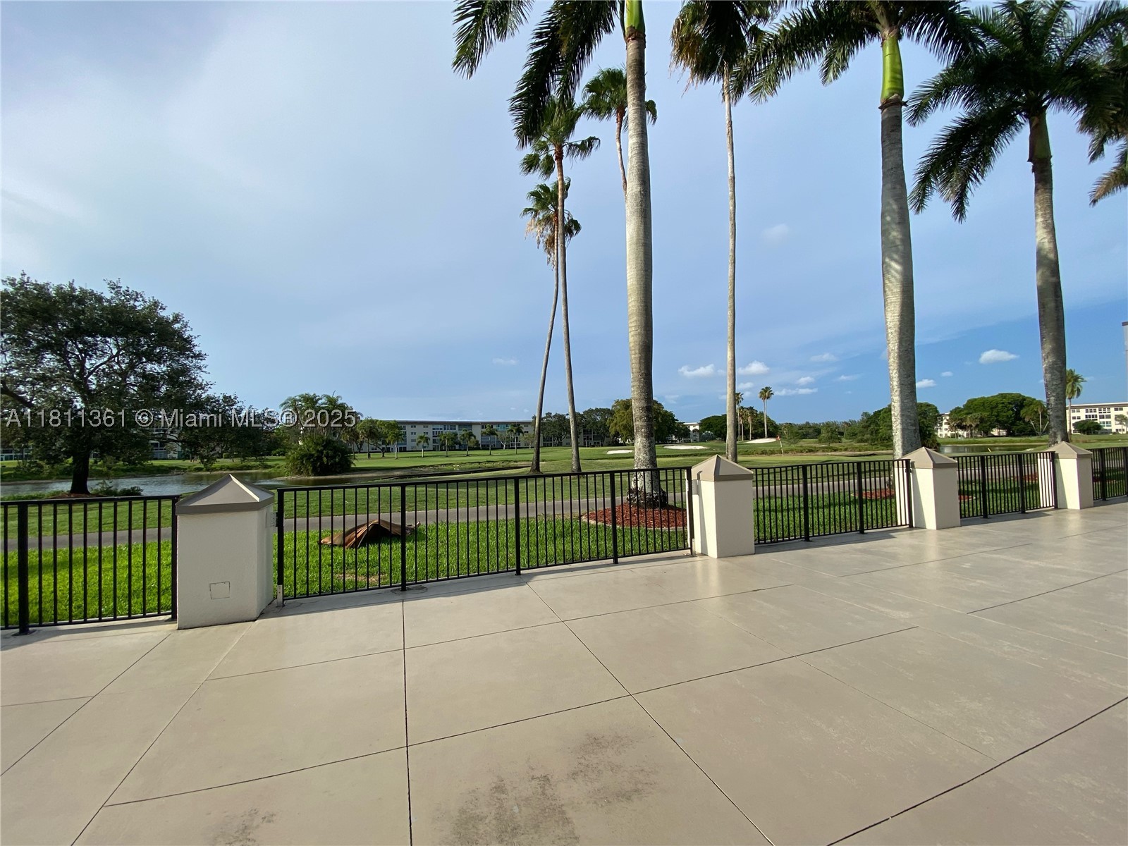 1902 Bermuda Cir G3 Property Photo 35