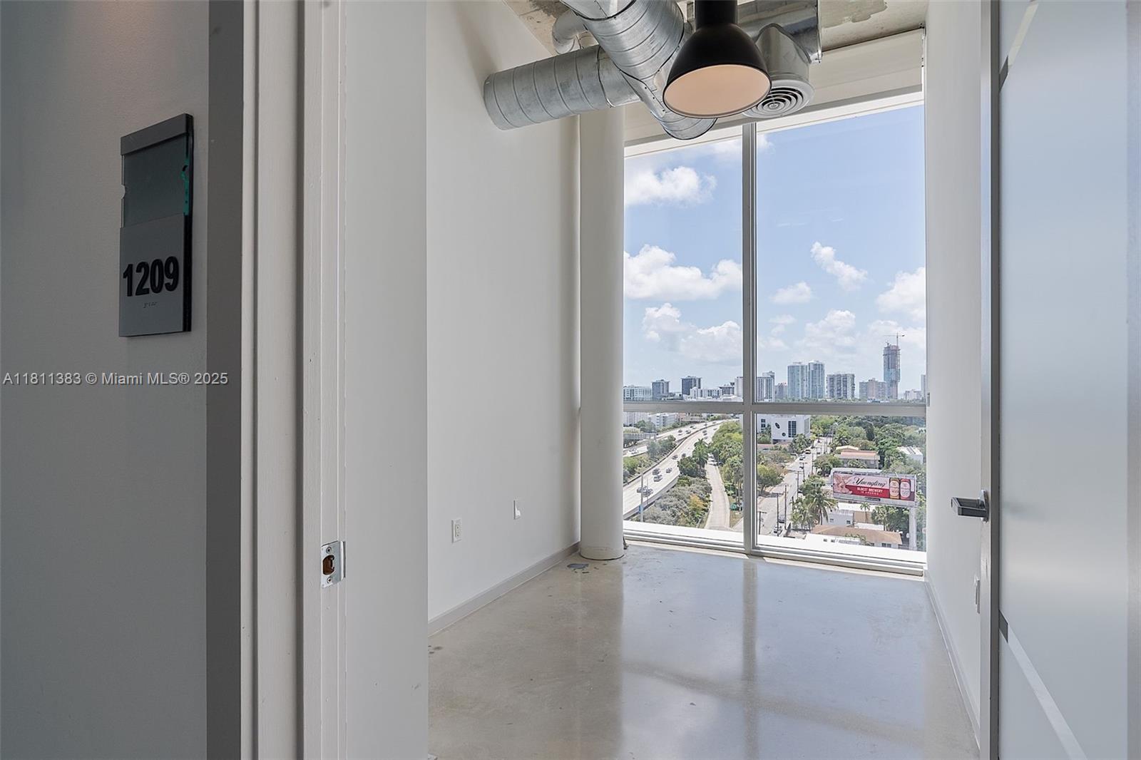 420 SW 7th St 1209 Property Photo 1
