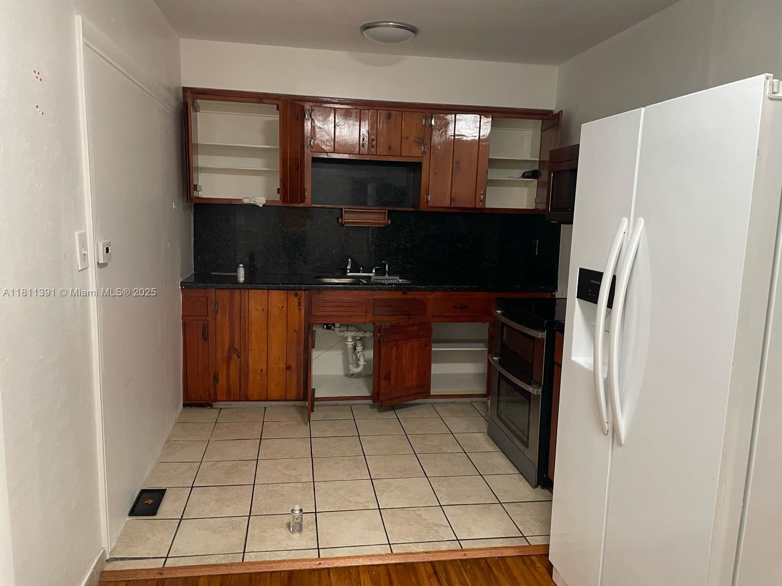 127 Nw 14th St Property Photo 9