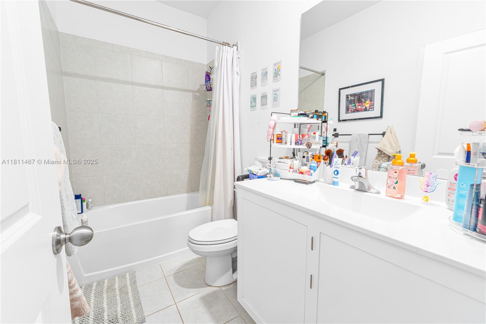 817 Ne 211th St Property Photo 14